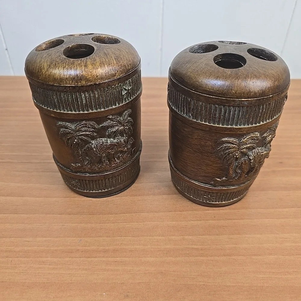 Carved Wood Toothbrush Holder Beach Tiki Palm Trees Elephants Trunks Up Set of 2